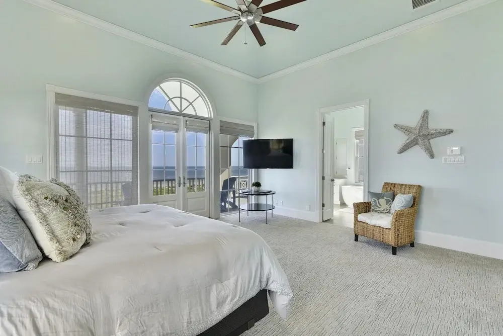 Seaside Euphoria - 4 Br Home