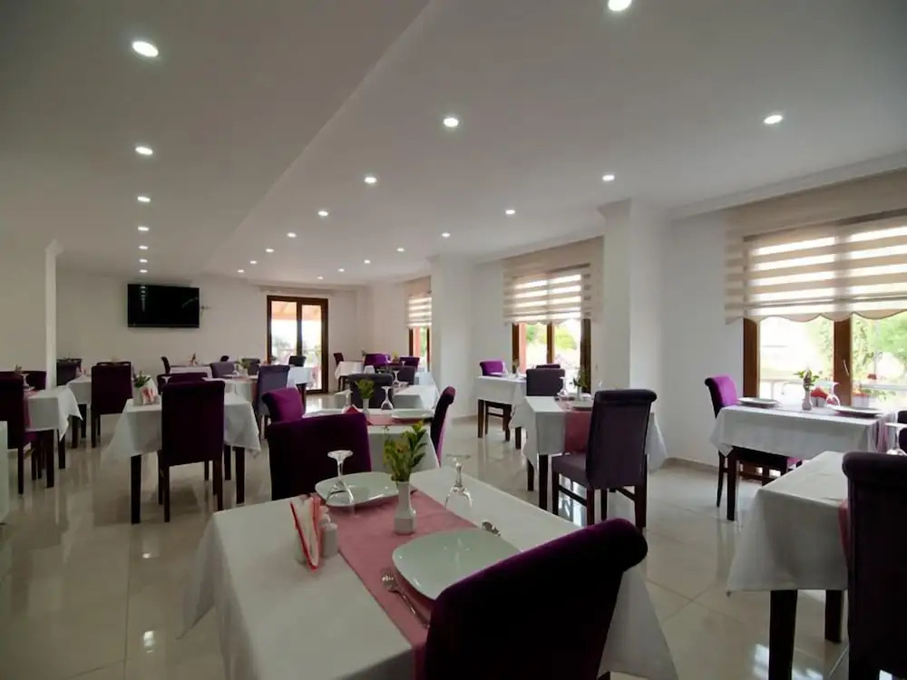 Defne Hotel