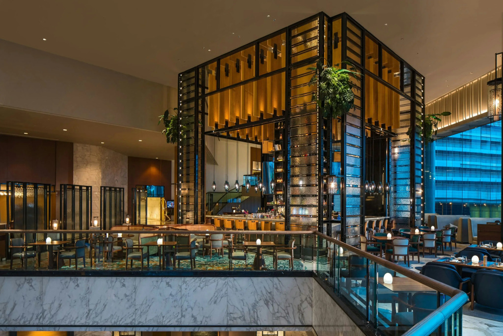 Renaissance Hong Kong Harbour View Hotel