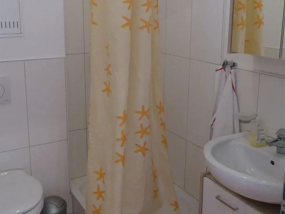 Apartmenthaus B 34