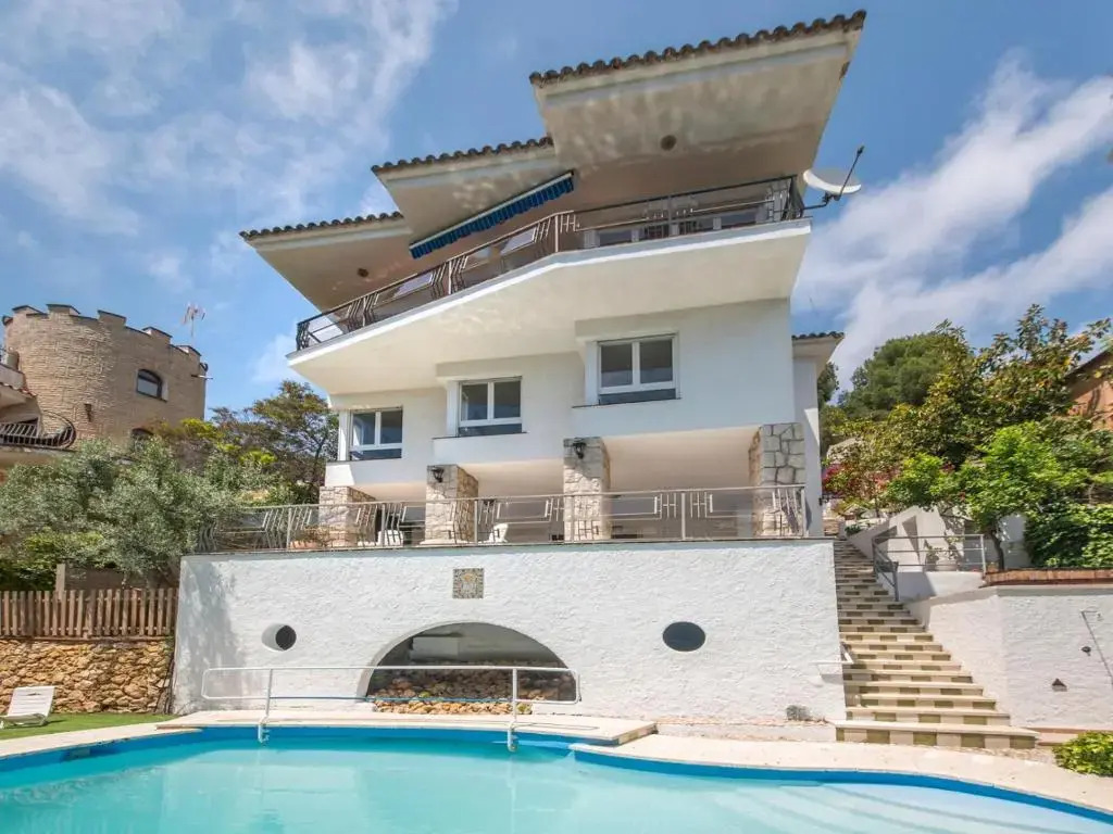 TarracoHomes, Th128 Villa con vistas a la playa la Mora