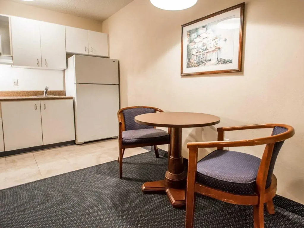 Tampa Bay Extended Stay - Airport