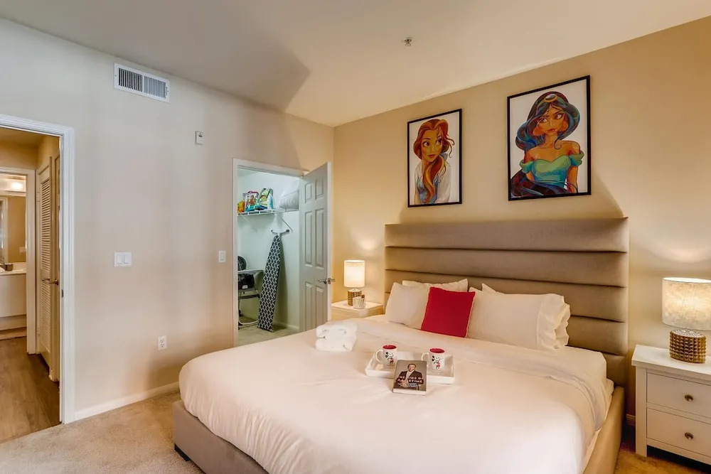 Disney's Gorgeous 2BR/2Bath Spectacular With Free Parking! (R2)