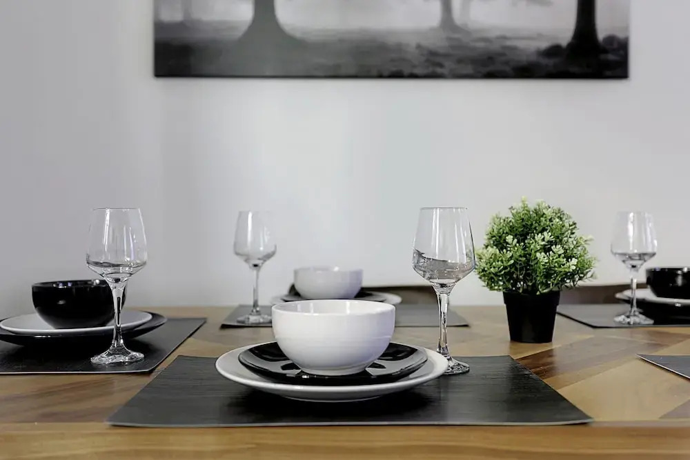 4 BR Apartment Short Walk to Bondi Beach