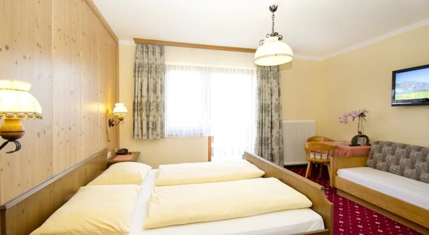 Hotel Garni Hochwurzen
