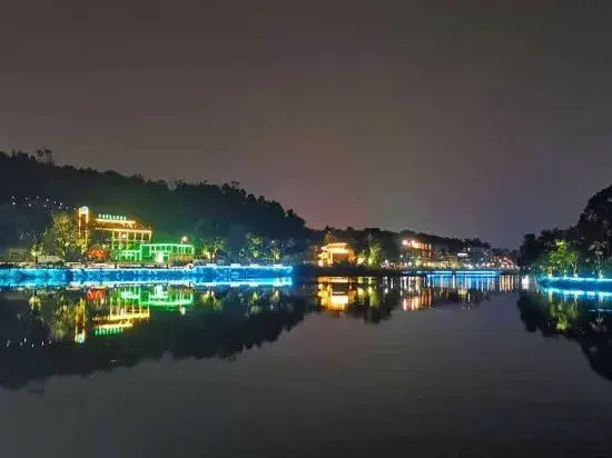 Shuiyuanshe Holiday Hotel
