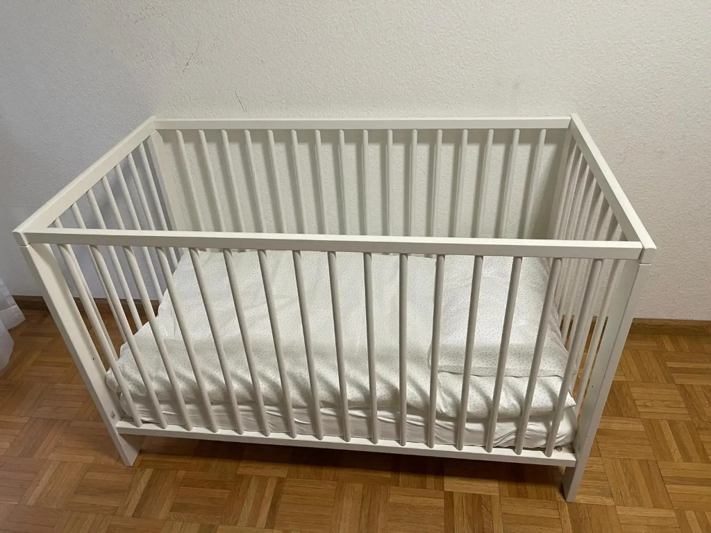 Large 3 room City Center Apartment Suitable for Couples and Families up to 5 people