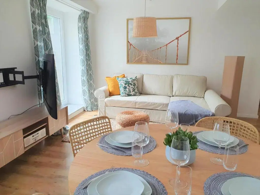 PB Ferienwohnungen - FeWo 1 - Stilvoll eingerichtetes Apartment im Herzen Senftenbergs