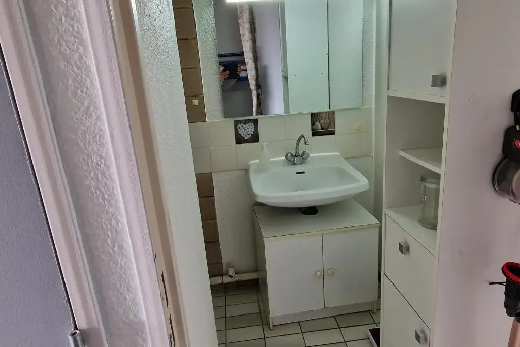 23m comfort with BALCON near the BEACH