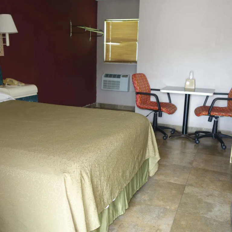 Palm City Motel