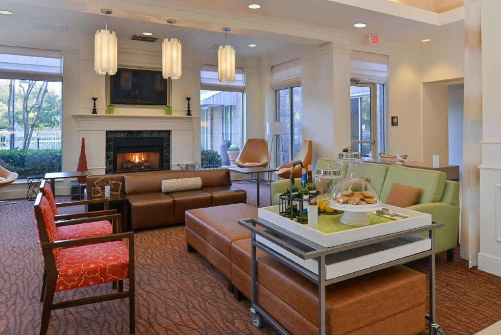 Hilton Garden Inn Addison