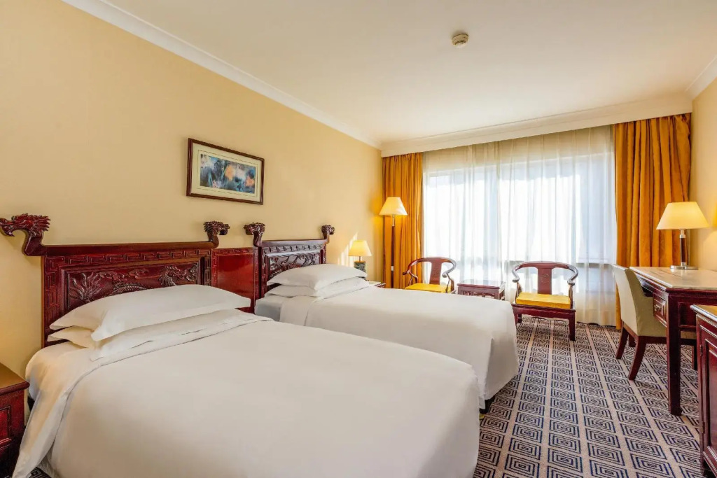 Grand Skylight Hotel Royal