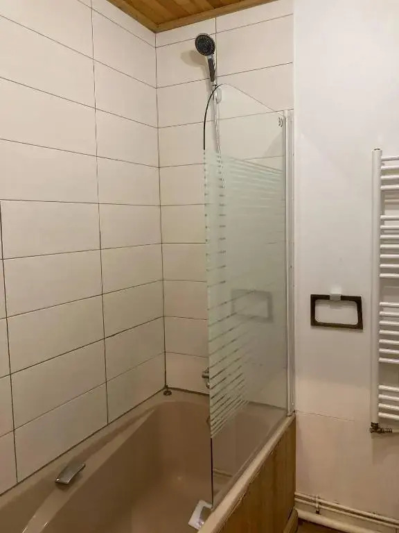 Great 8-pax ski-in ski-out apartment in Tignes Val Claret