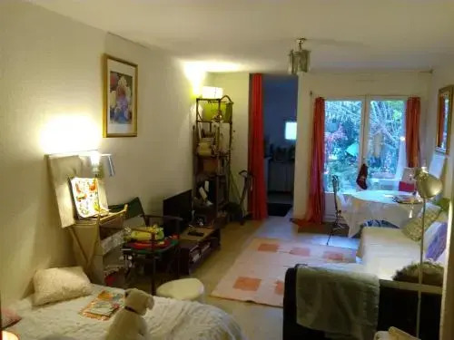 Joli studio avec jardinet