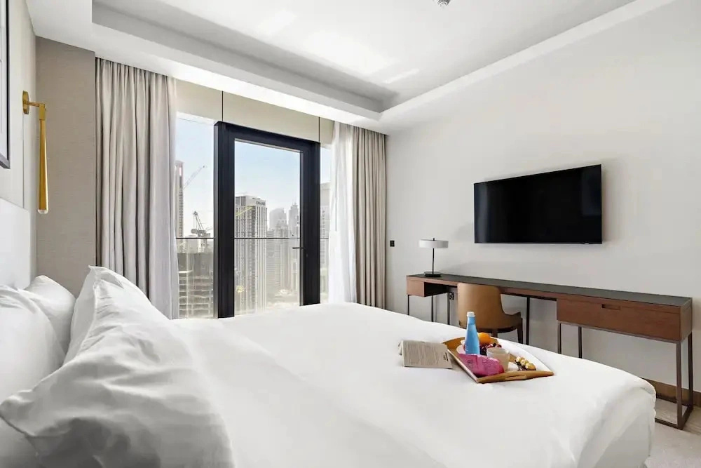 2BR Steps to Burj Khalifa Dubai Mall