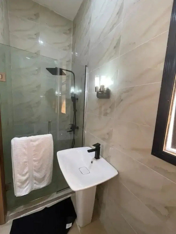 Spacious 2-bedroom apartment