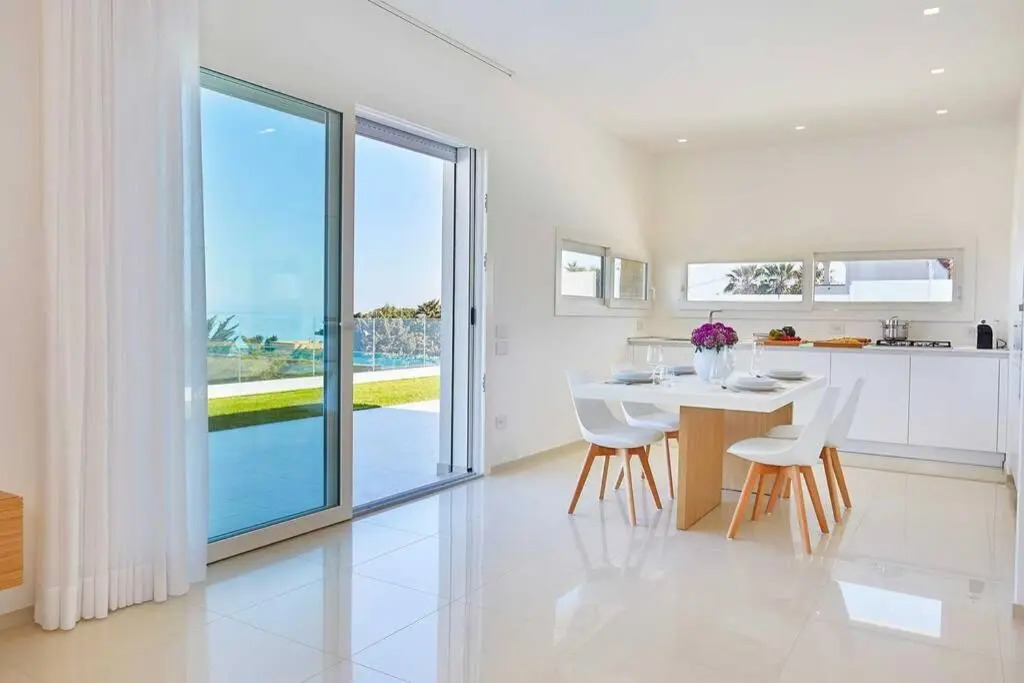 VILLA DARDA con piscina e 3 camere da letto