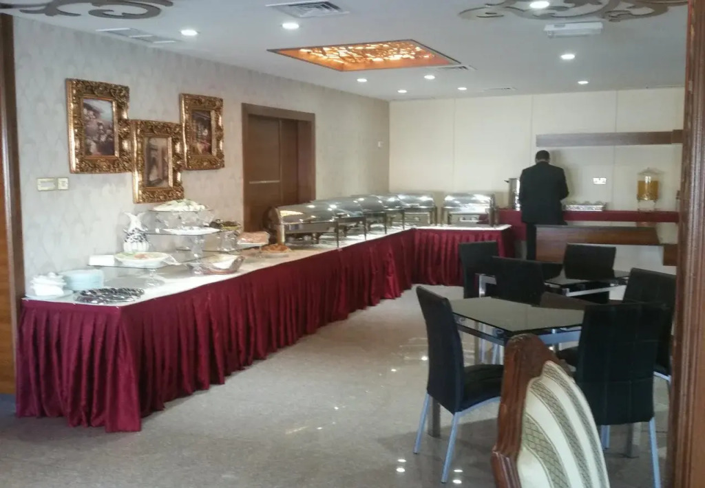 Dream Inn Hotel and Suites