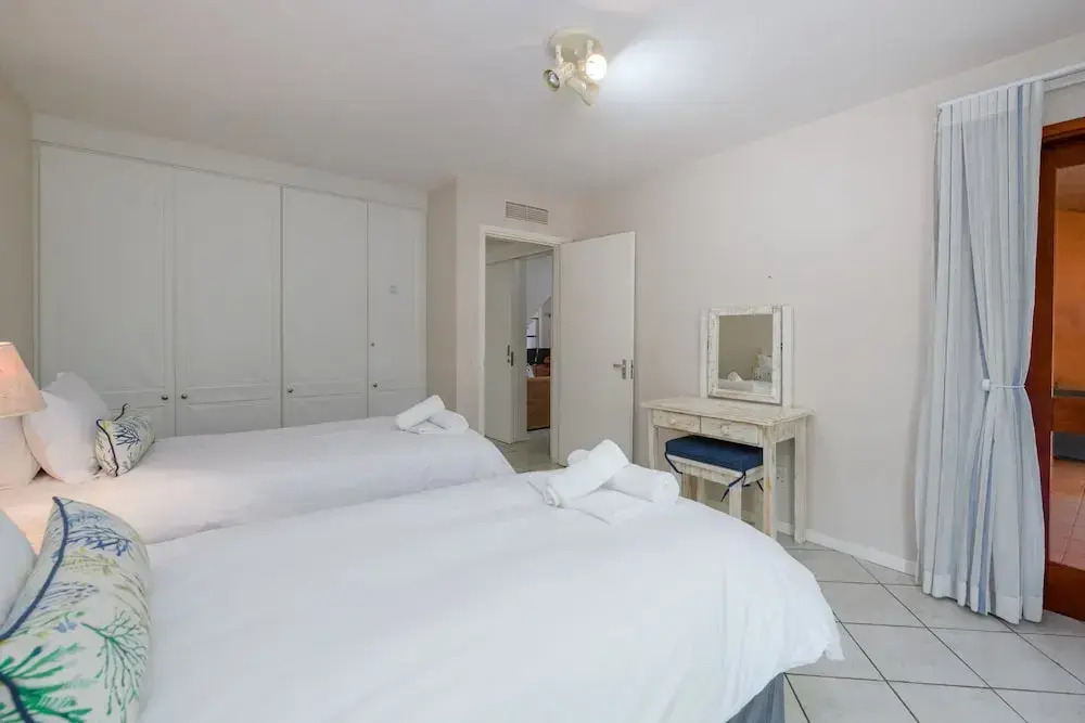 San Lameer Villa Rentals 10304