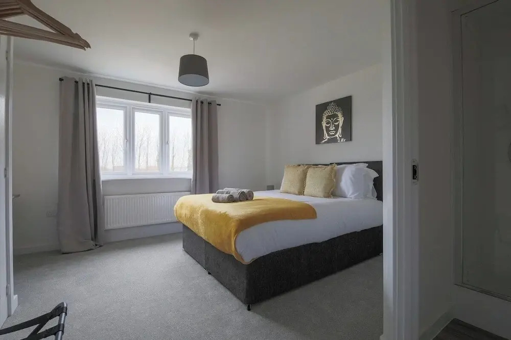 The Haven Modern 4-bed Home With Garden