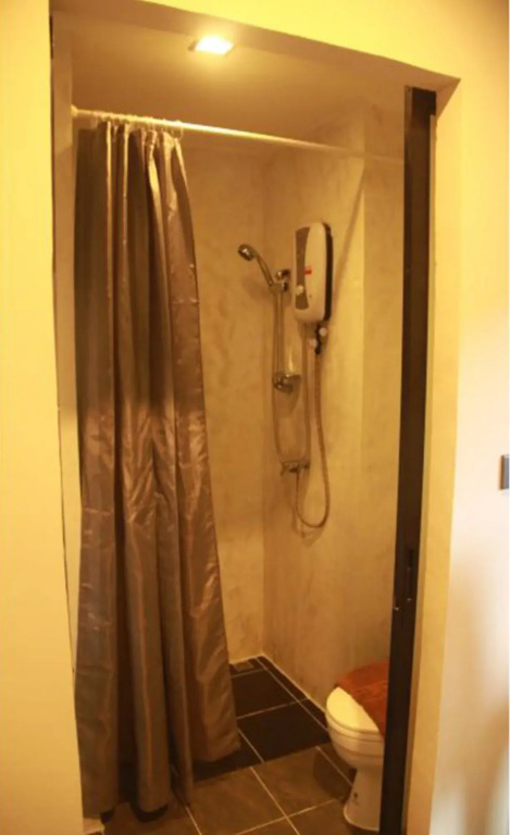 IZEN Budget Hotel & Residences (Plus)