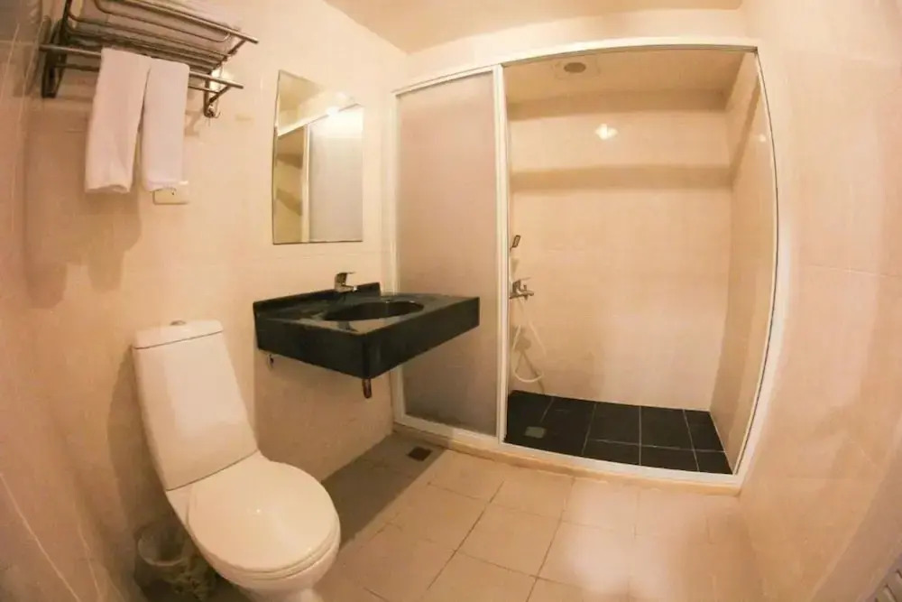 Newhotel