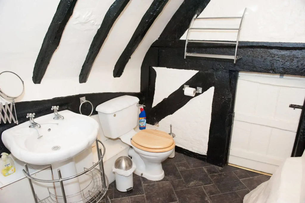 Avon Accommodation