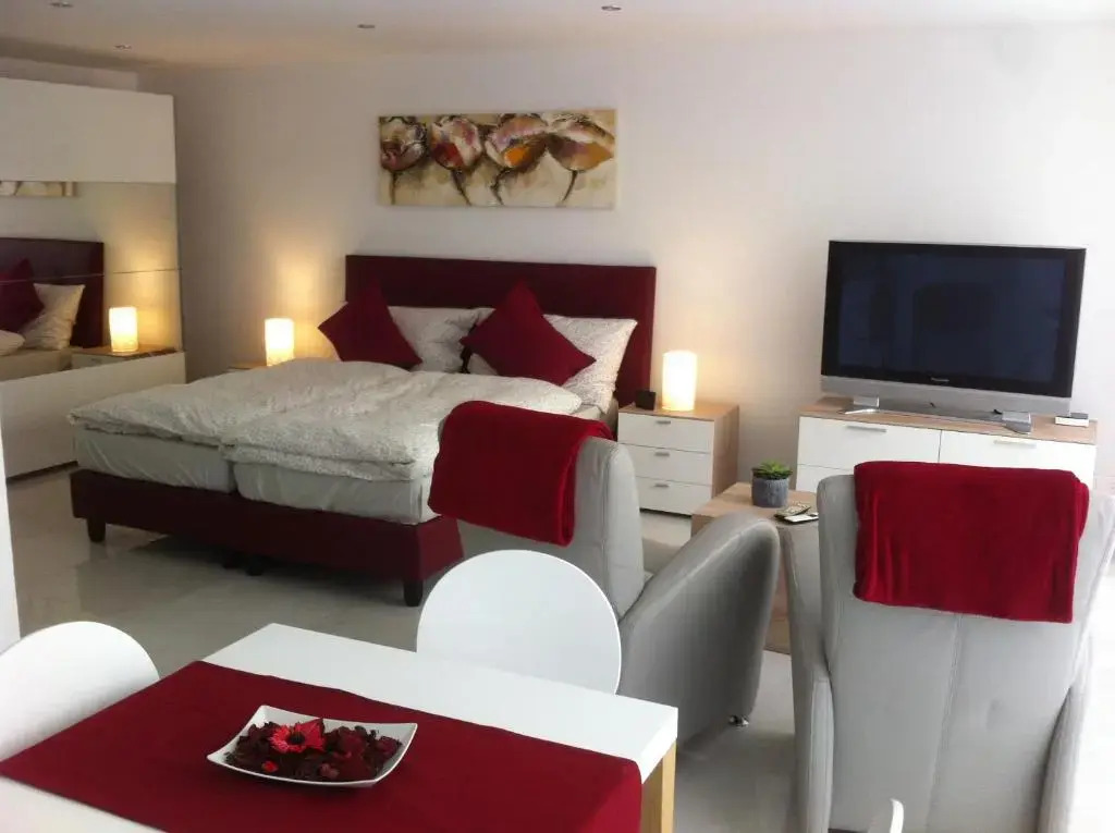 Sunrise Apartment