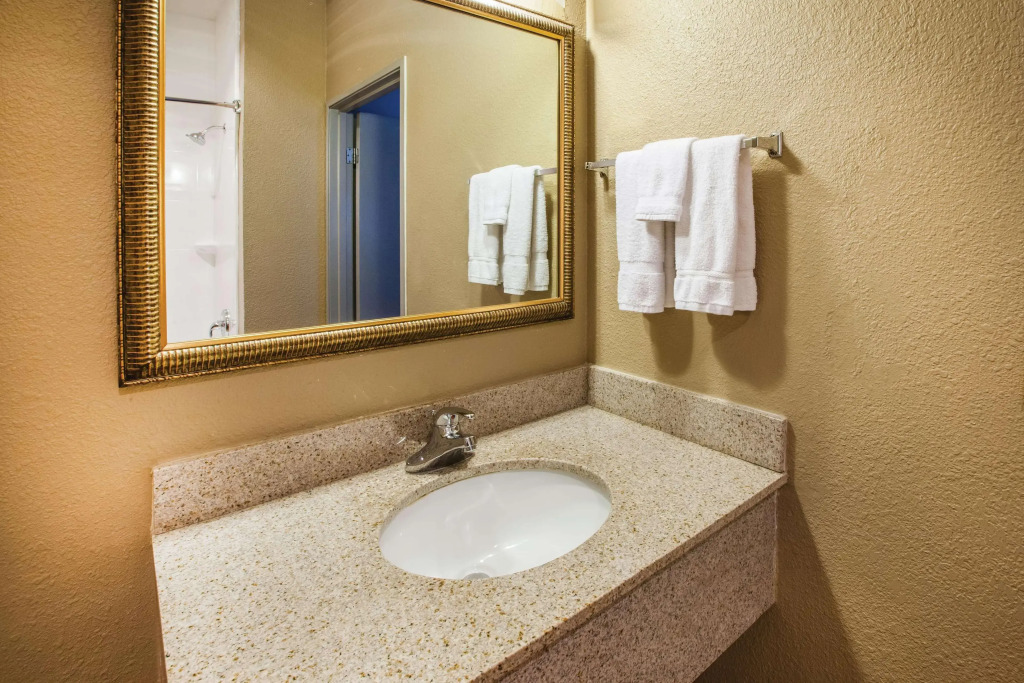 La Quinta Inn by Wyndham Indianapolis North