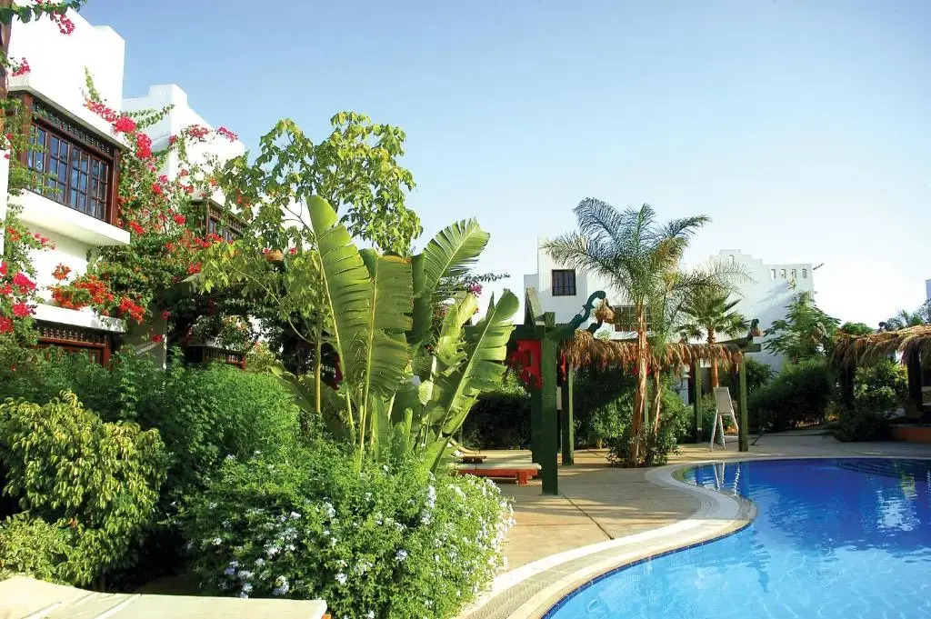 Herrmes Hostel اجانب فقط