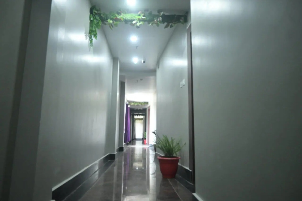 Hotel Maa International