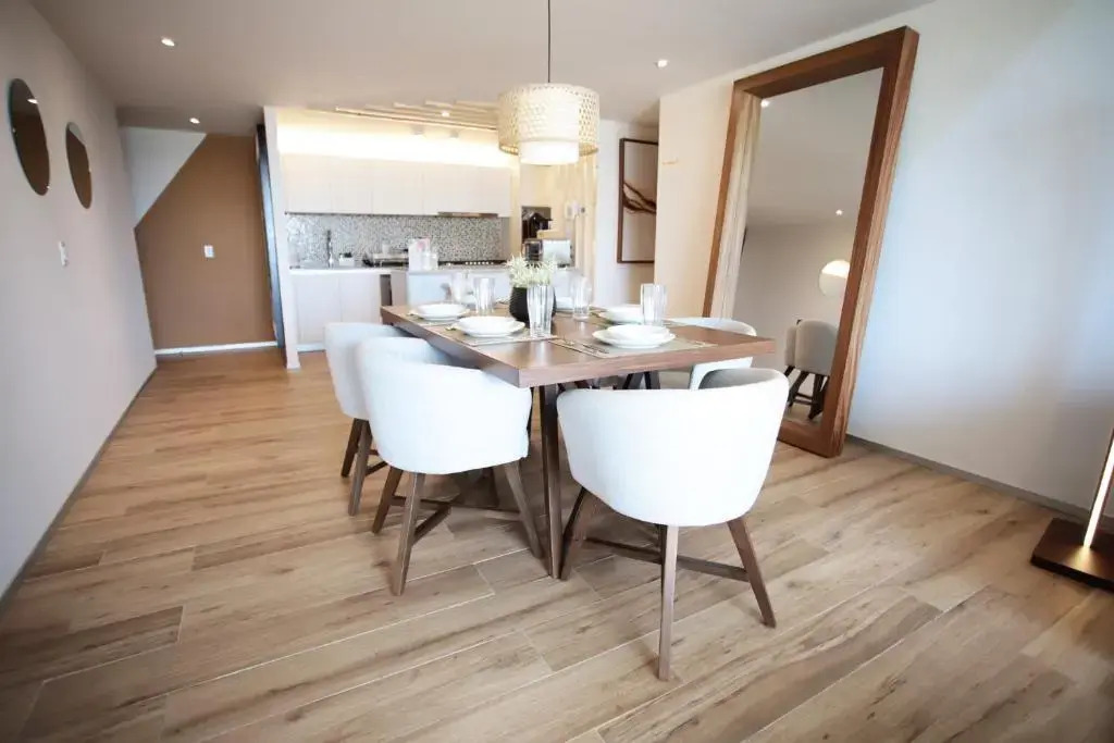 LatitudLuxe apartment in Providencia with pool and gym