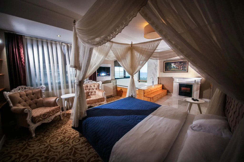 My Suit Residence