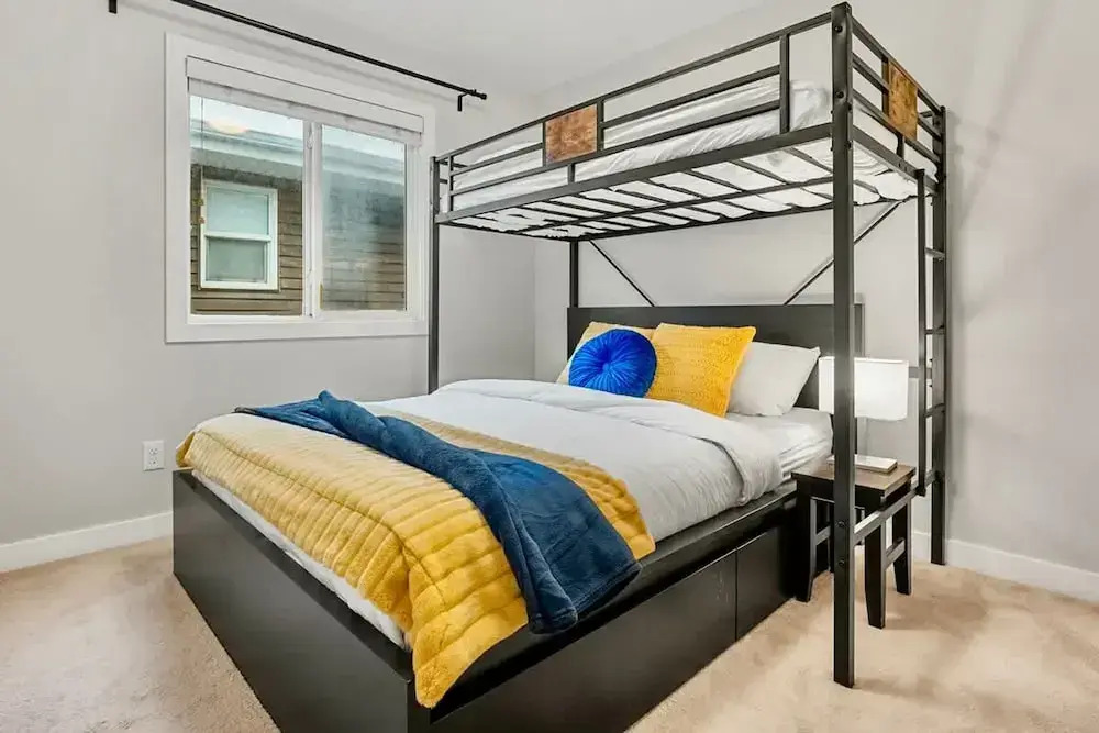 The Mask - 5BD - Movie Room - Kidfriendly