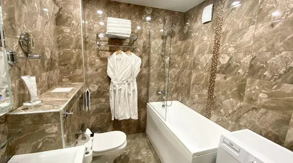 Т.13 Hotel