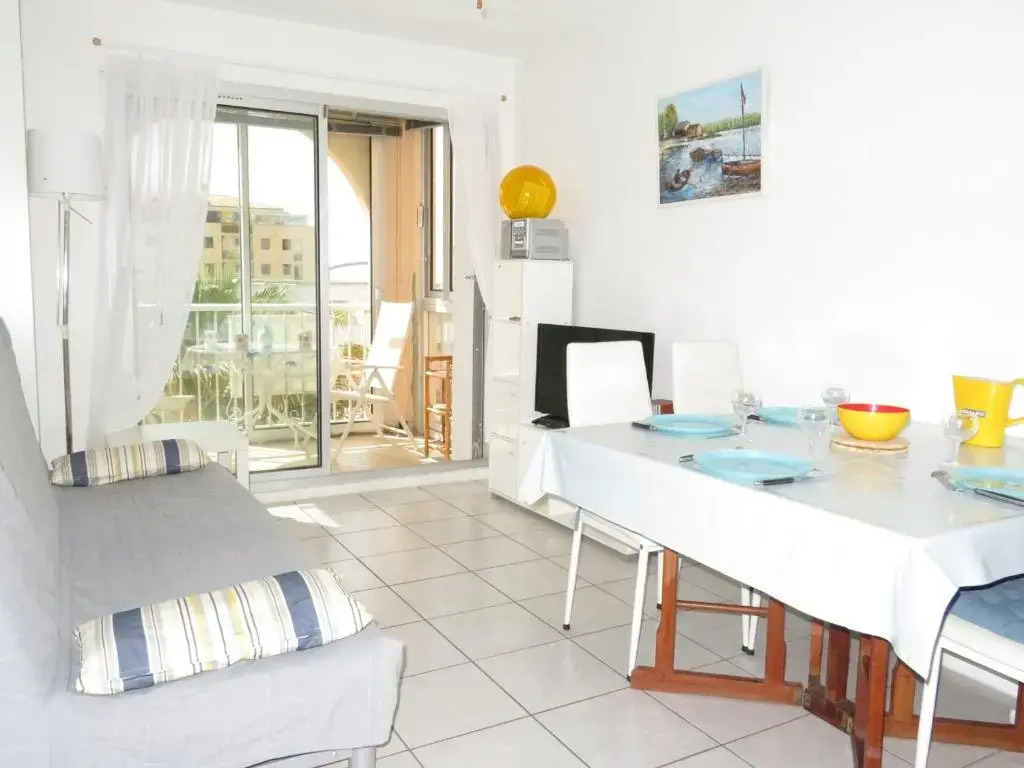 Appartement Sète, 2 pièces, 4 personnes - FR-1-338-70