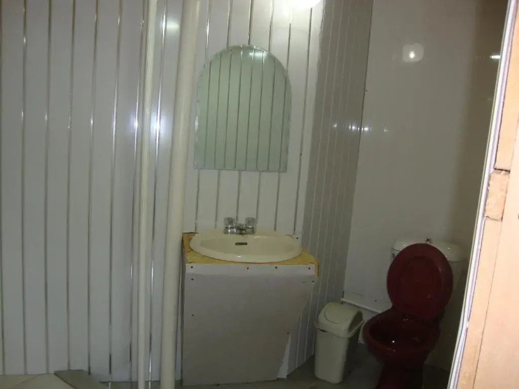 Ganas Guest House and Tours