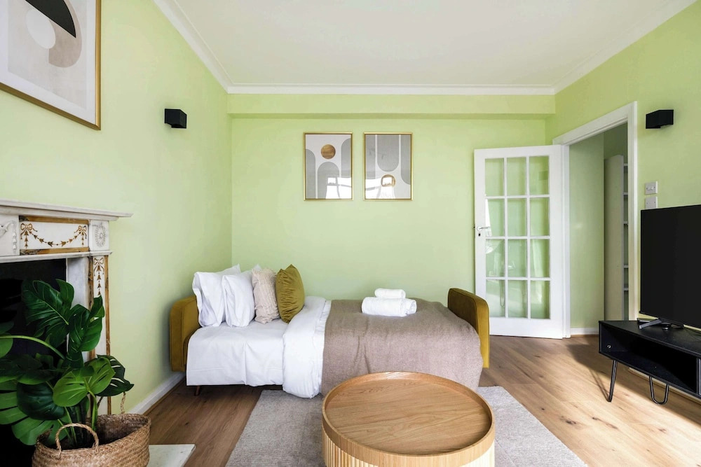 Cozy 1BR Near Hyde Park & Notting Hill