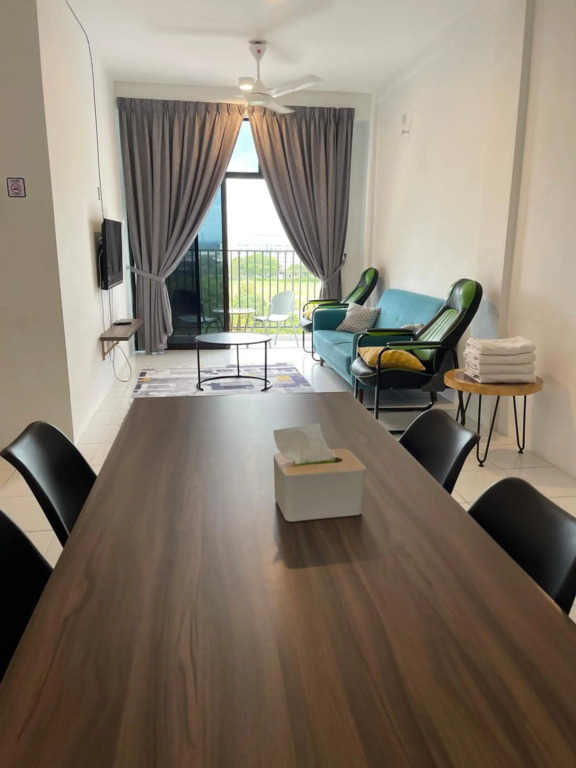 Imperio Professional Suites @ FD Homestay