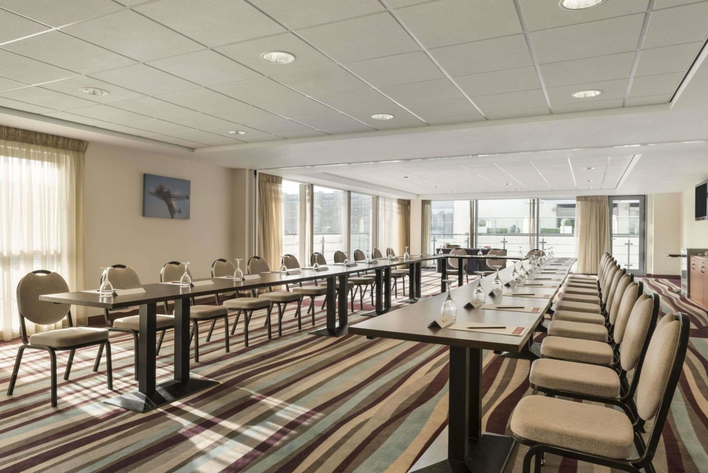 Waterfront Southport Hotel