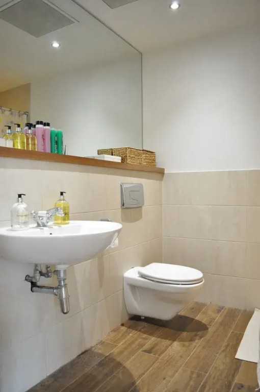 Fantastic Stylish 2 Bed Next to Borough Station