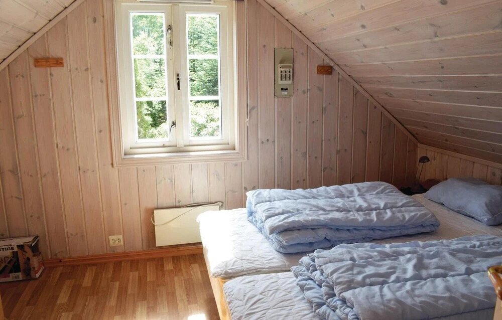 Stunning Home in Lyngdal With 4 Bedrooms
