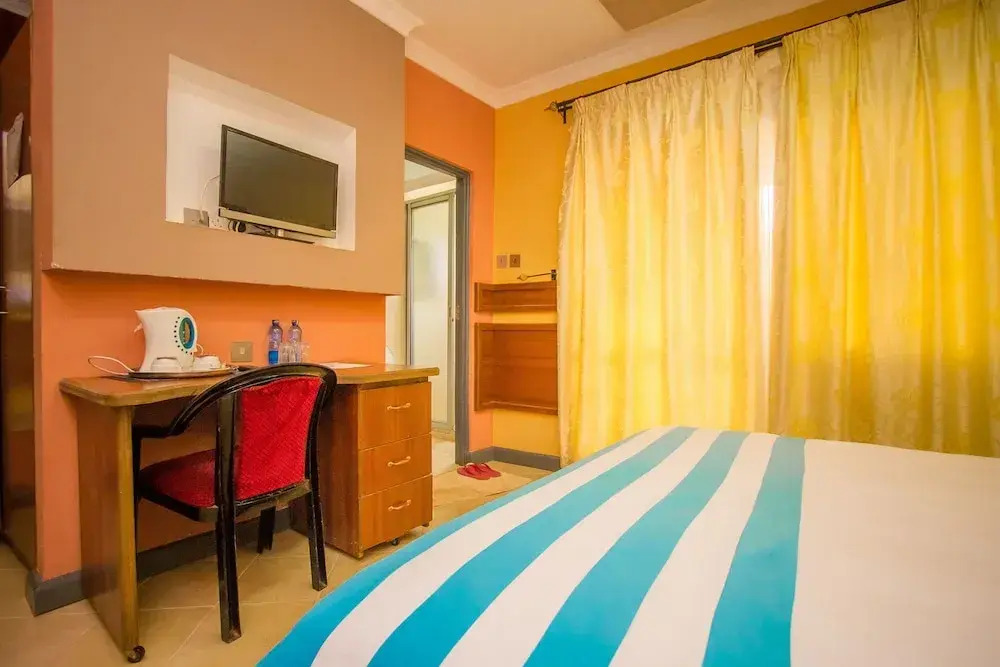 Royal Mini Inn