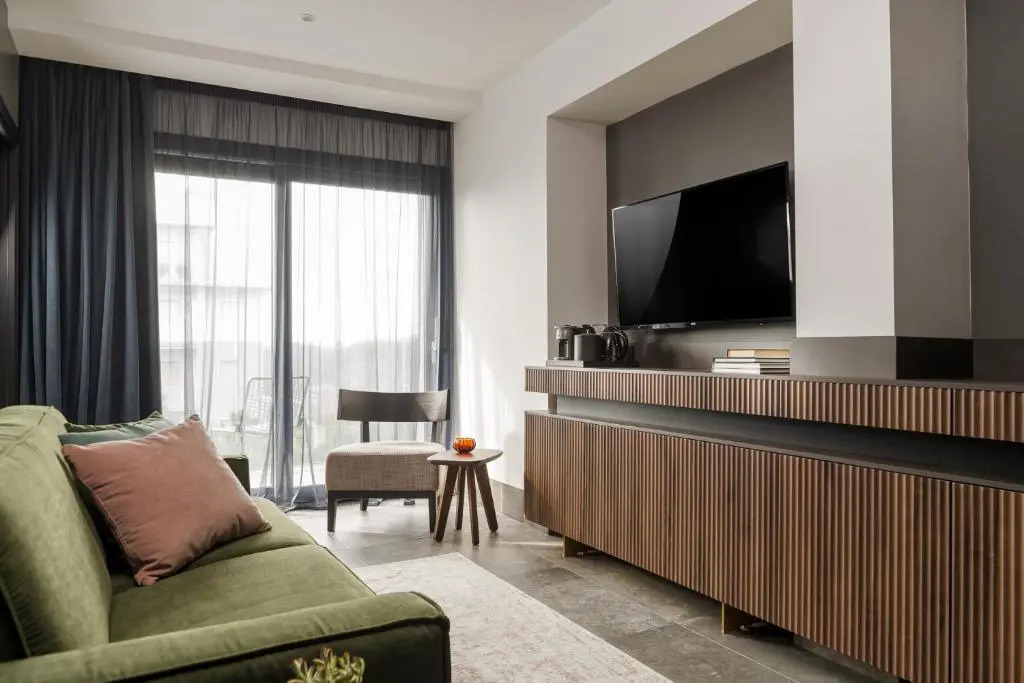 Coast Hotel & Spa