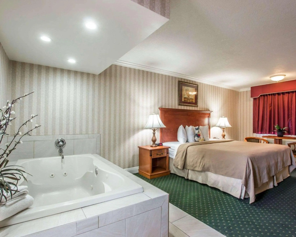 Quality Inn & Suites Anaheim Maingate
