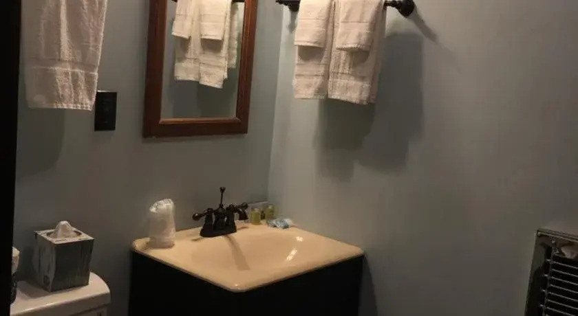 Route 9 Budget Inn