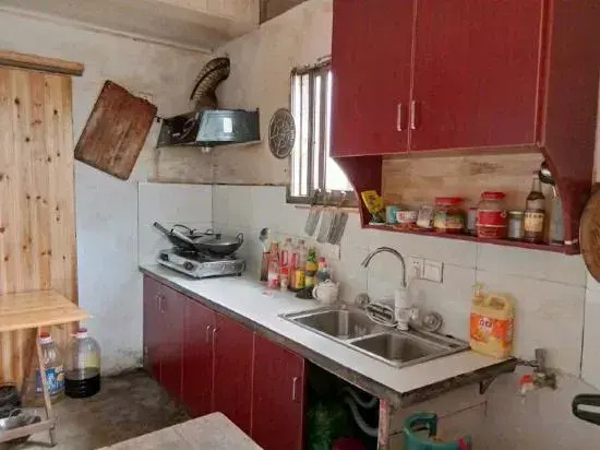 Xiuning wood pear hong home stay in the cloud