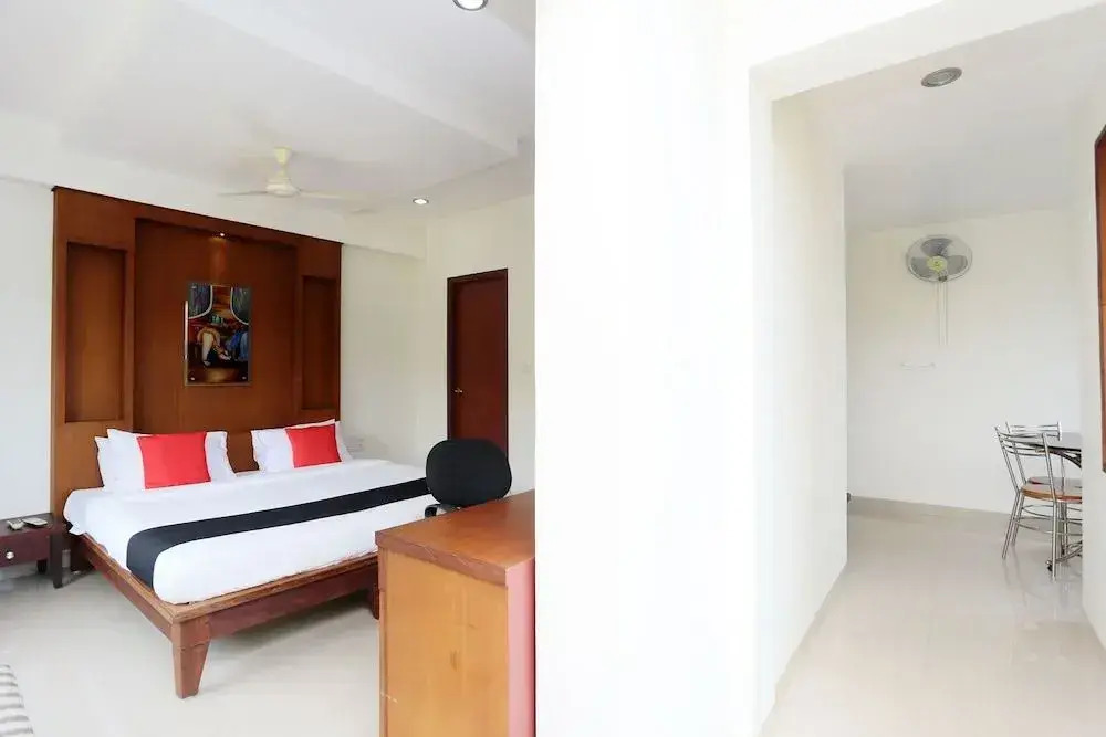 Oyo Flagship 41696 Hotel Tri-Star Regency