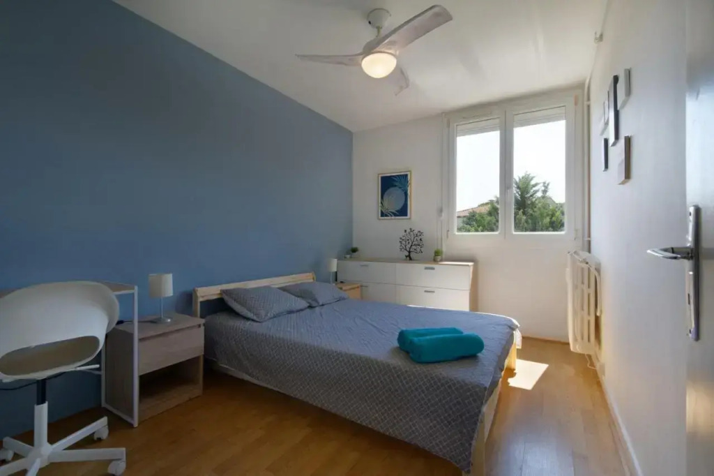 Le Smile - 3 Bedrooms - 8pers - Parking - Centre Gare