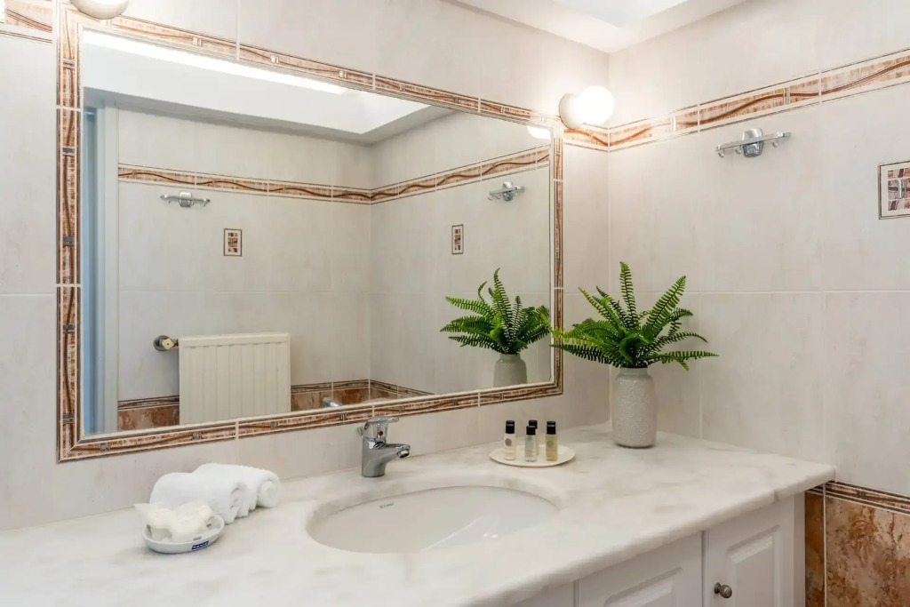 Amarie Suites